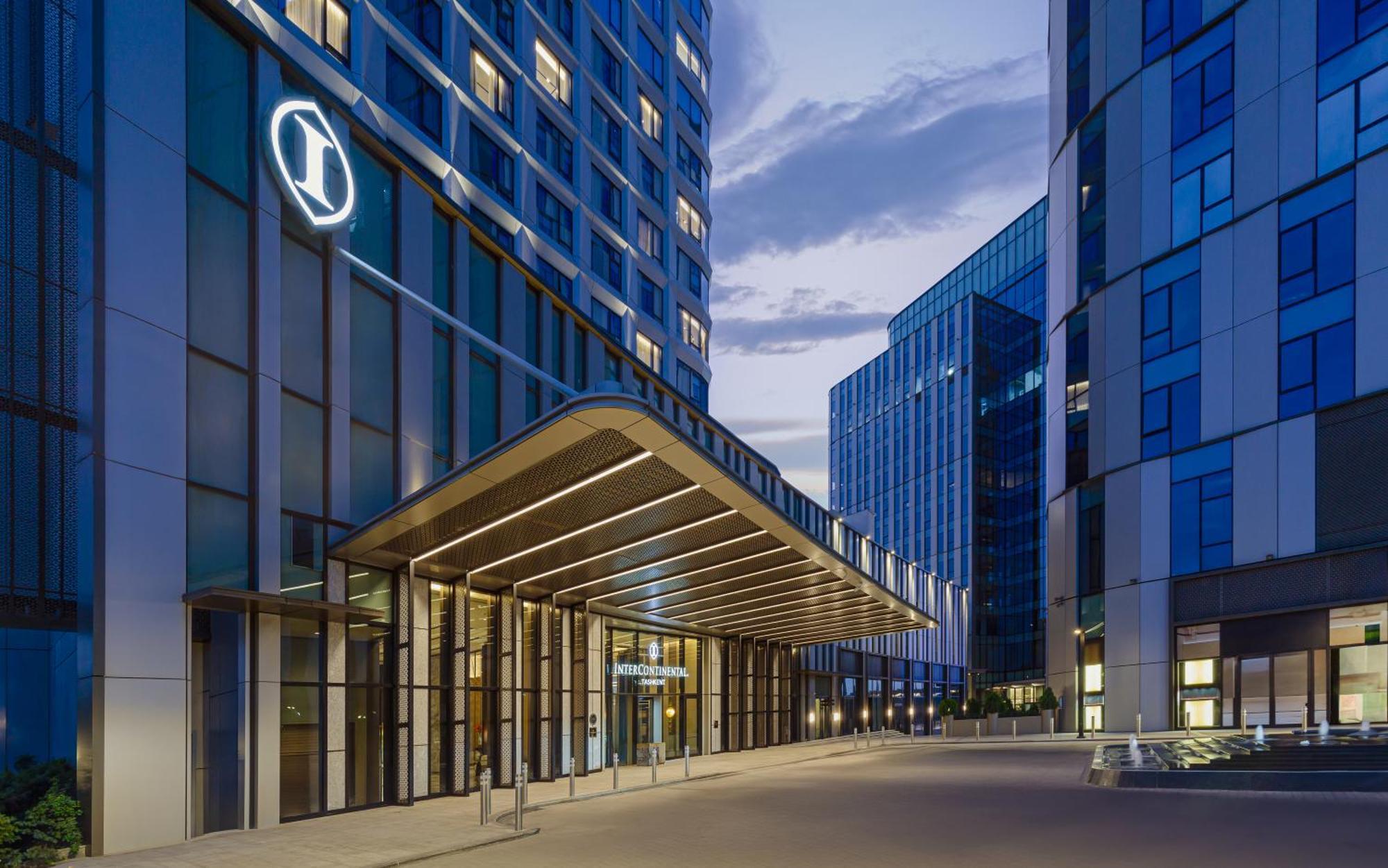 Hotel Intercontinental Tashkent By Ihg Exterior foto
